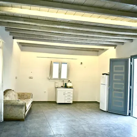 Ifestio Apartament 1 With Coutyard In 아파트 아다마스